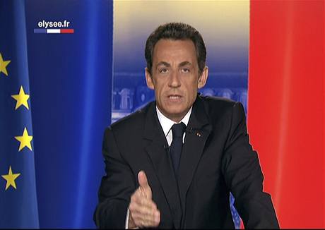 Nicolas Sarkozy bhem svého novoroního projevu